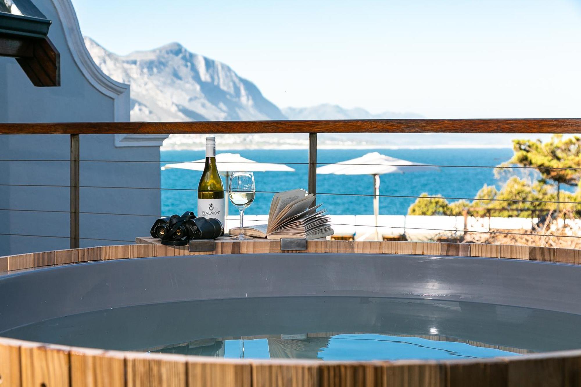 Wood-Fired Hot Tub Balcony Room
