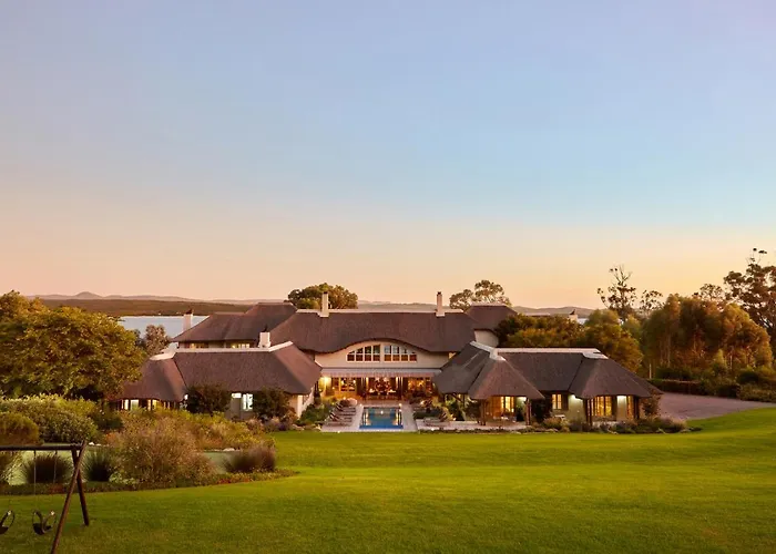 Hotel with Tennis: The Thatch House Boutique Hotel, Hermanus